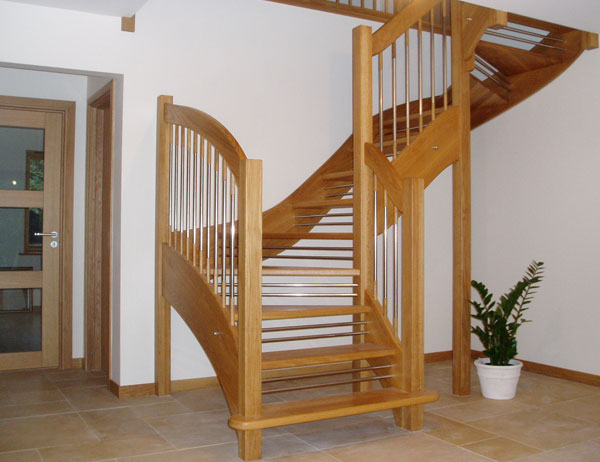 Oak openplan staircase - european style