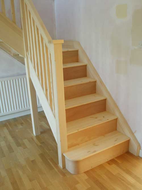 The entry step is a bullnose step