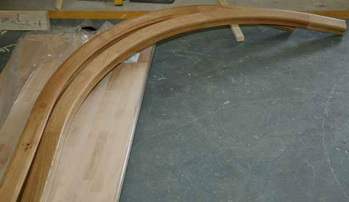 Oak wreathed handrail